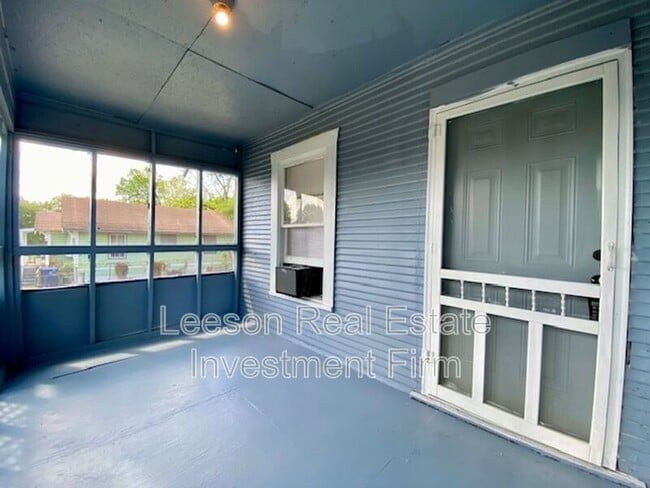 Photo - 3240 Jackson St