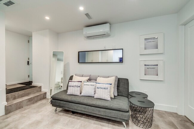 Photo - 19 Claremont St Unit ID1054299P