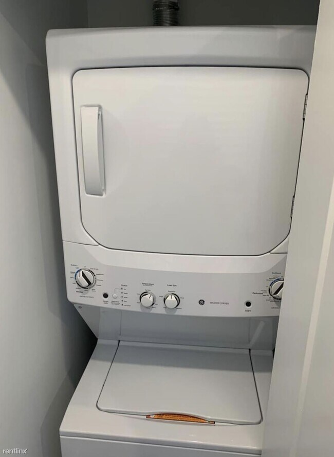 Photo - 1 br, 1 bath Condo - 301 W FM 1187  1 bath