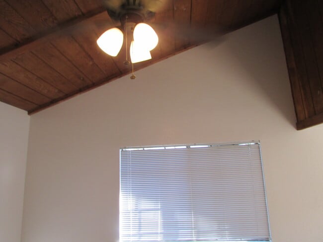 Foto principal - 5271 Bishop St Apartamentos Unidad B