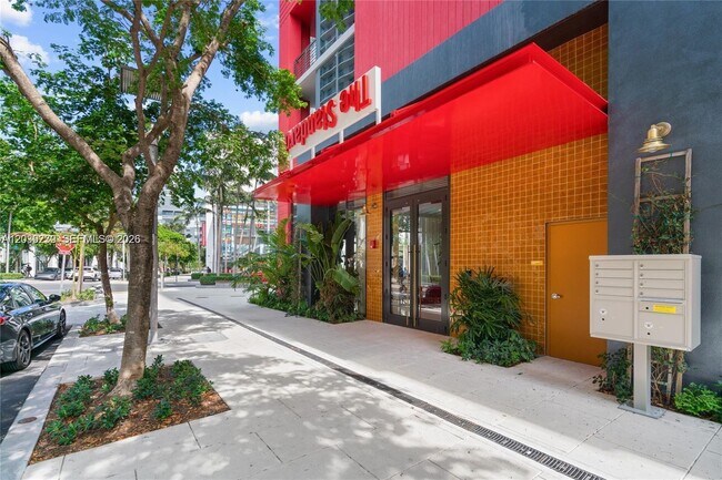 Building Photo - 90 NE 32nd St Unit 1009