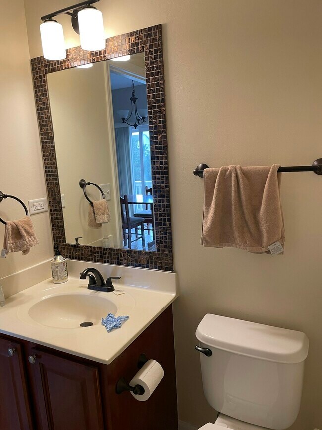 Photo - 753 Hanbury Dr