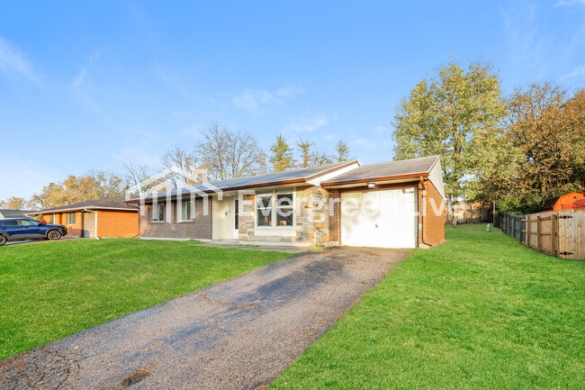 Photo - 7320 Kirkveiw Dr