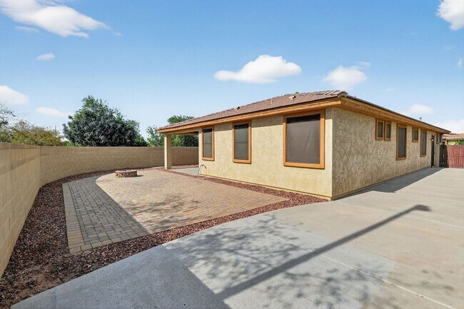 Photo - Spacious 4BR House in Goodyear
