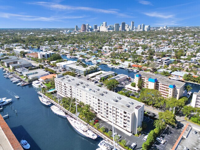 Photo - 1600 SE 15th St Unit 400