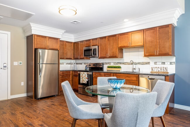 Photo - The Royle at Darien