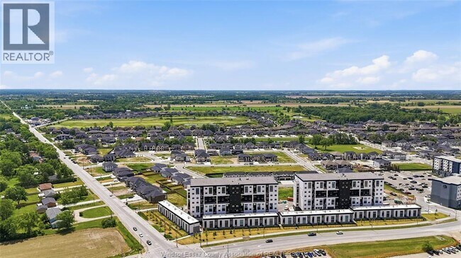 Photo - 4400 Laurier Pkwy Unit 475
