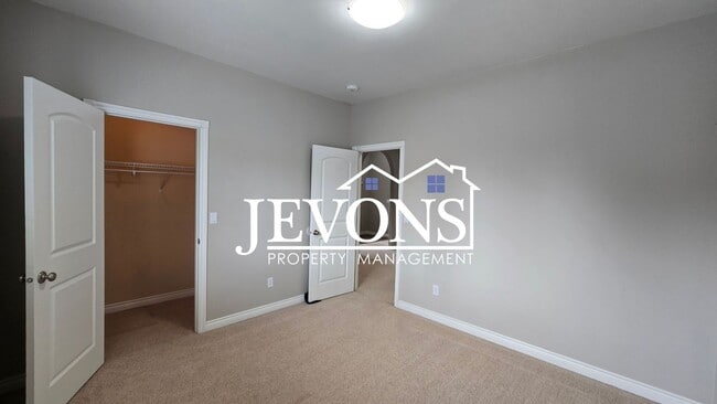 Photo - Open House viewings every Tuesday and Friday at 12:00 PM.