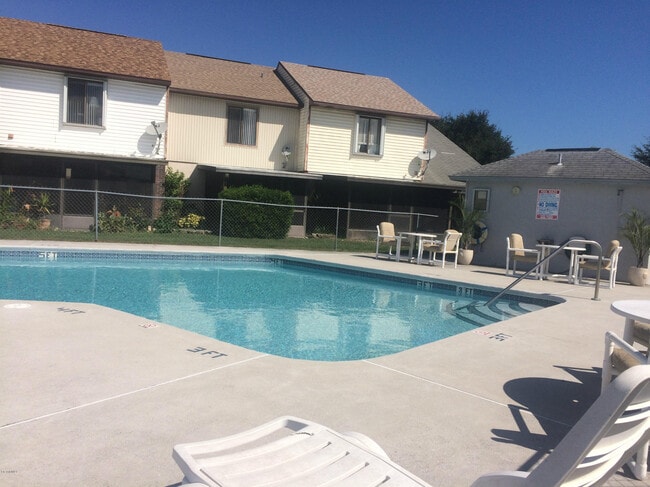 Photo - 1319 George Edwards Ct