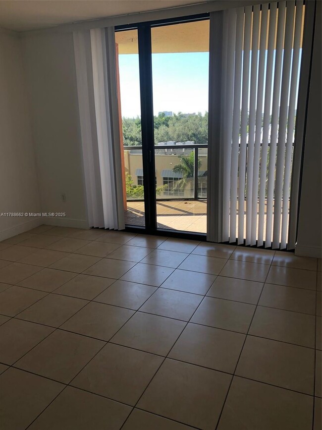Photo - 2301 SW 27th Ave Condo Unit 502