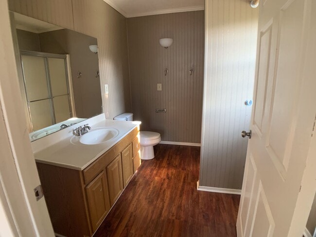 Photo - 707 Sims Ave