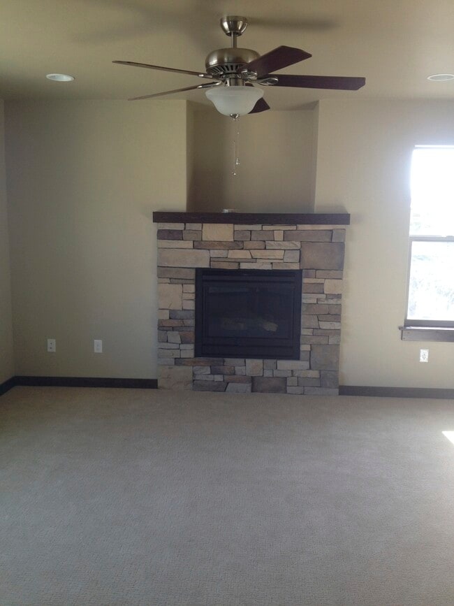 Photo - 1906 Leeward Ct