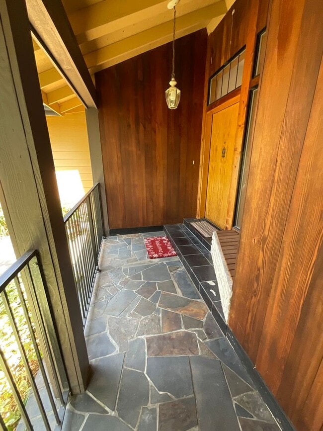 Photo - 11246 Airpark Ln SE