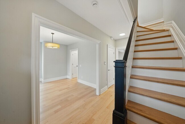 Photo - 11 Beacon Ave
