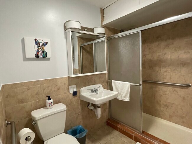 Photo - 206 36th St Unit 101