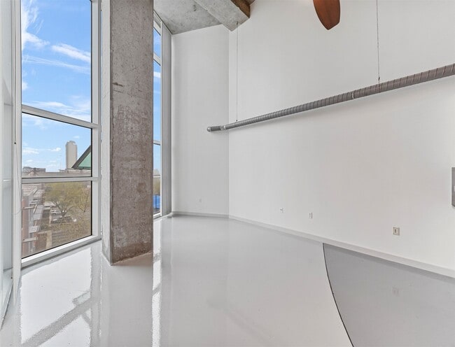 Photo - 2000 Bagby St Unit 5436