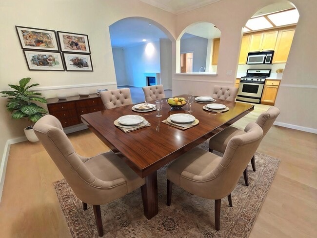 Photo - 2969 Kelton Ave Unidad 105