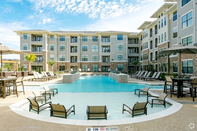Beacon at Buffalo Pointe