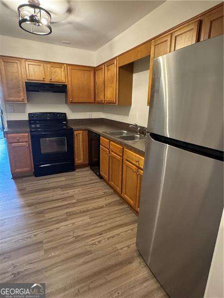 Photo - 728 Hanover Ln SE