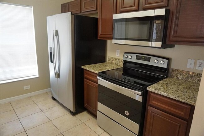 Photo - 230 Belvedere Way