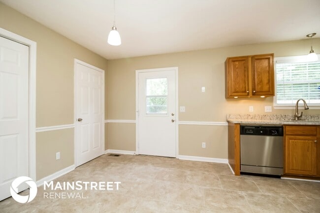 Photo - 101 Wortham Ct