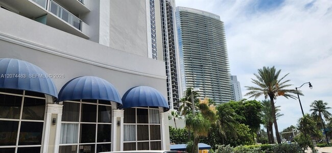 Photo - 19201 Collins Ave Unit 1028