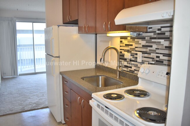 Studio w/ prkg. & Utl. Inc. (Close to Quee... - Studio w/ prkg. & Utl. Inc. (Close to Quee... Condo