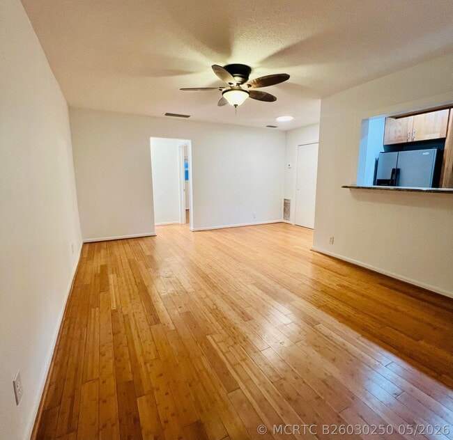 Photo - 2404 NE 33rd Ave Unit 12