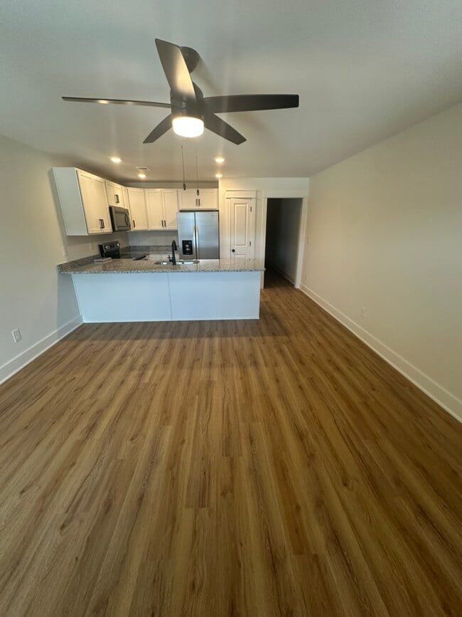 Photo - 1301 N Church St