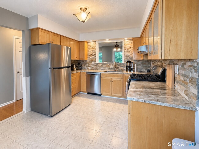 Photo - 37 Country Pl Unit 37