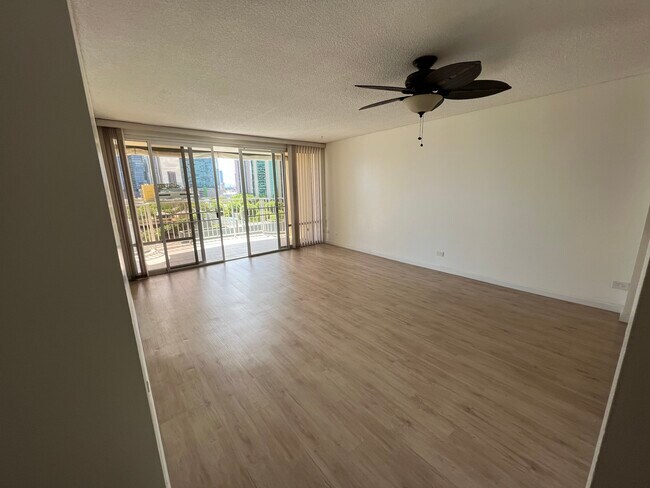 living room - 1350 Ala Moana Unit 1005
