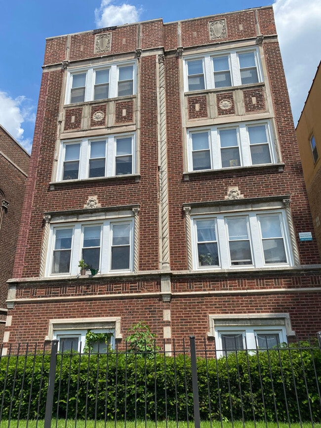 Photo - 6433 N Albany Ave Apartment Unit 3E