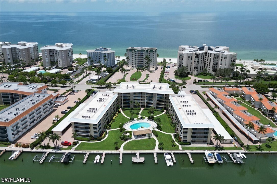 Photo - 3000 Gulf Shore Blvd N Unidad 213