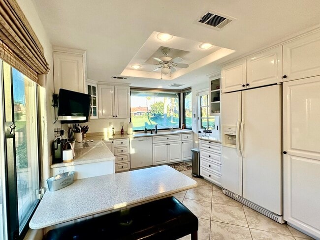 Photo - 134 Las Lomas