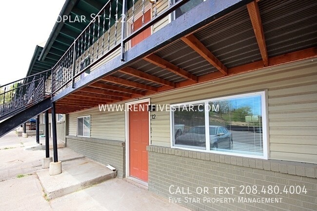 Building Photo - 1022 E Poplar St Unit 12