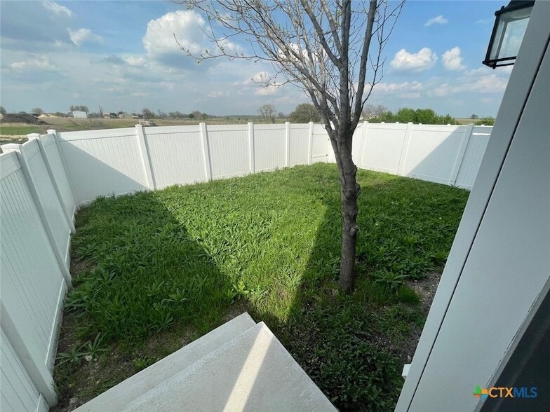 Photo - 1188 Fm 2623