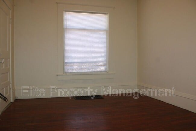 Photo - 326 W Routt Ave