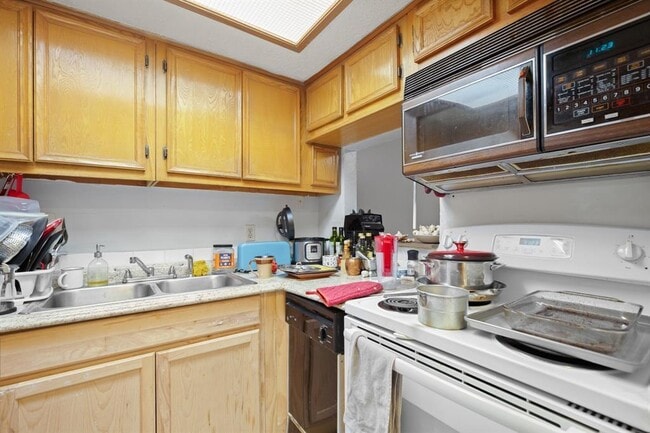 Photo - 3506 Speedway Unit 104