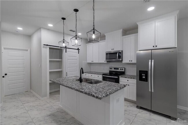 Photo - 5604 N Crown Point