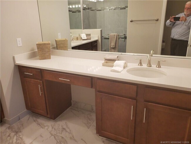 Photo - 11826 SW Oceanus Blvd