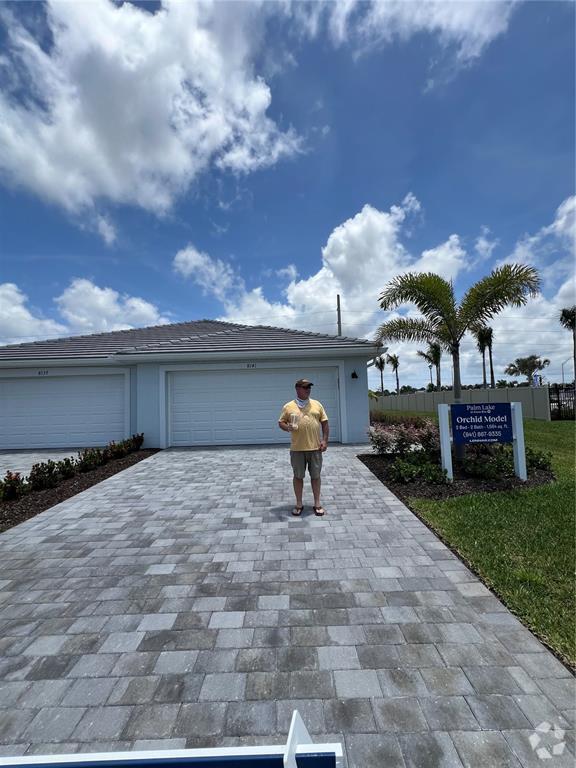 Building Photo - 8057 Shr Lk Dr Rental