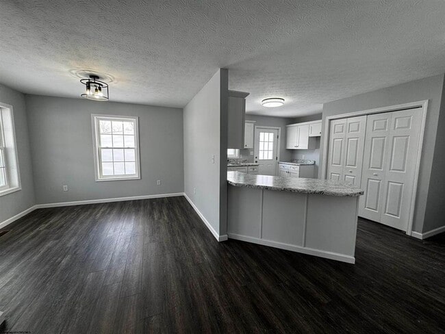 Photo - 156 Montgomery Rd