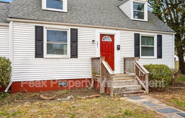 Photo - 501 Hazelhurst Ave