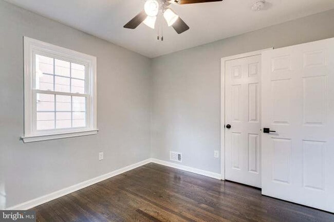 Photo - 4331 Shell St