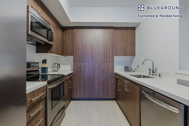 Photo - 201 Marshall St Unidad FL6-ID1750