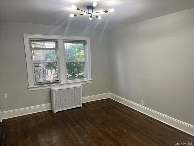Photo - 10 Oakridge Pl Unit 8D