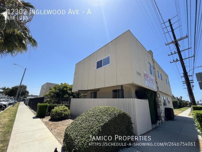 Building Photo - 12302 S Inglewood Ave Unit A