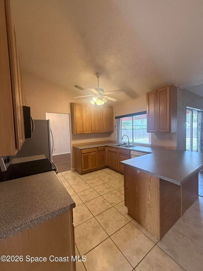 Photo - 1660 Wake Forest Rd NW