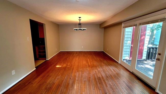 Photo - 2302 Boulder Run Ct