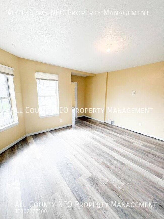 Photo - 4116 Denison Ave Unit Up